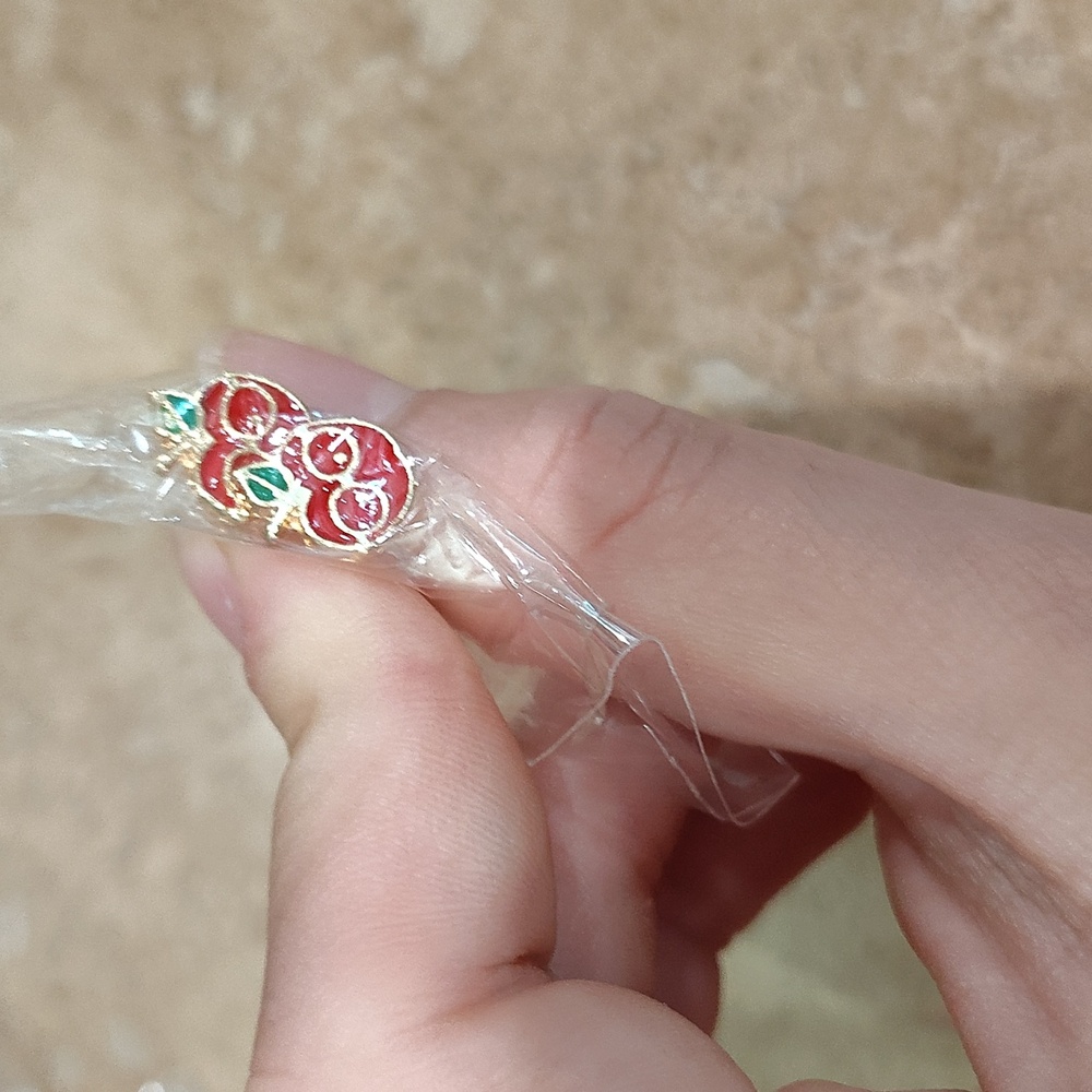 Earrings - Picture 3 of 3